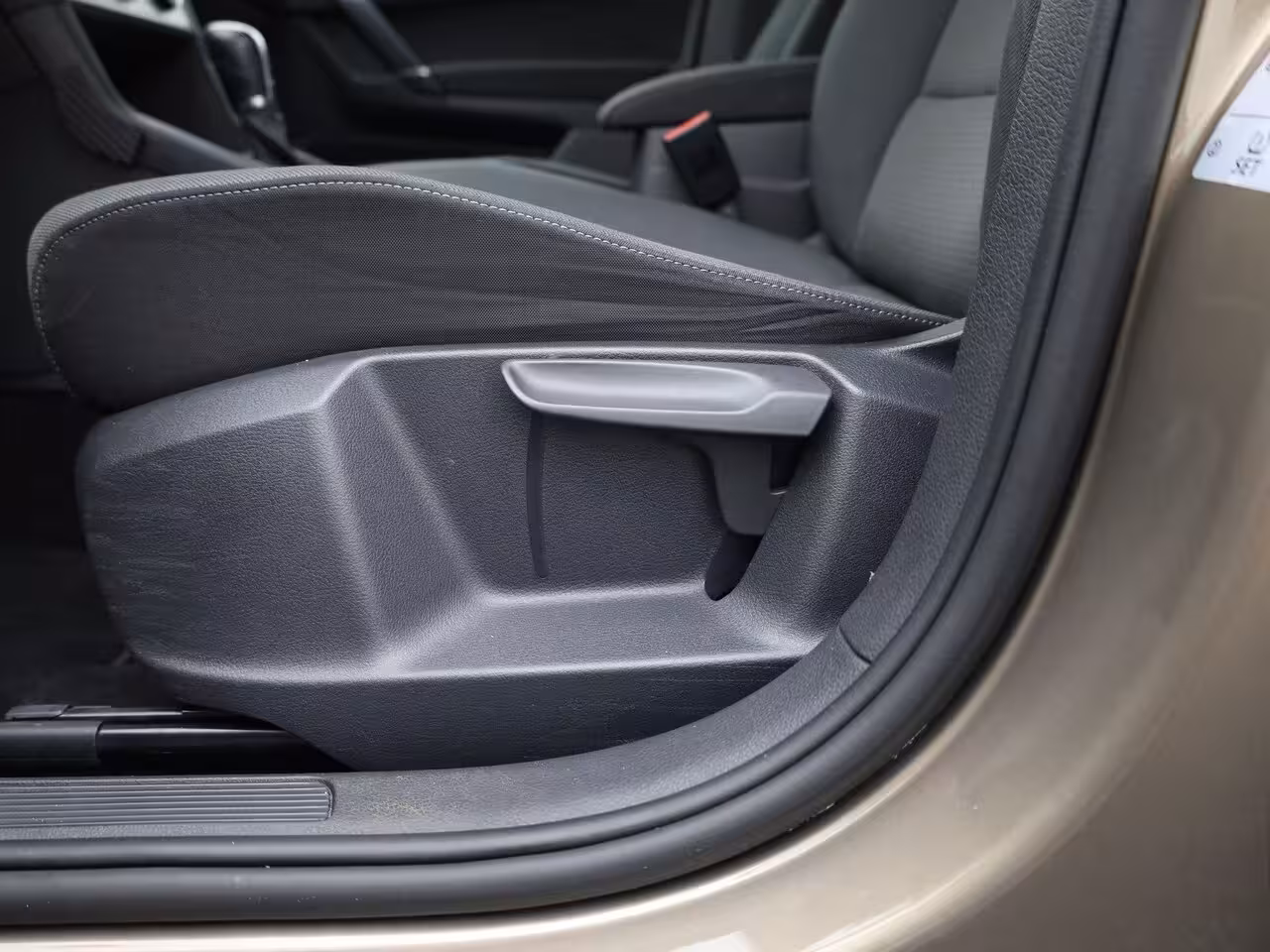 Volkswagen Golf Sportsvan 1.2 TSI Comfortline | PDC | Trekhaak | LMV | Stoelverwarming | Prijs Rijklaar