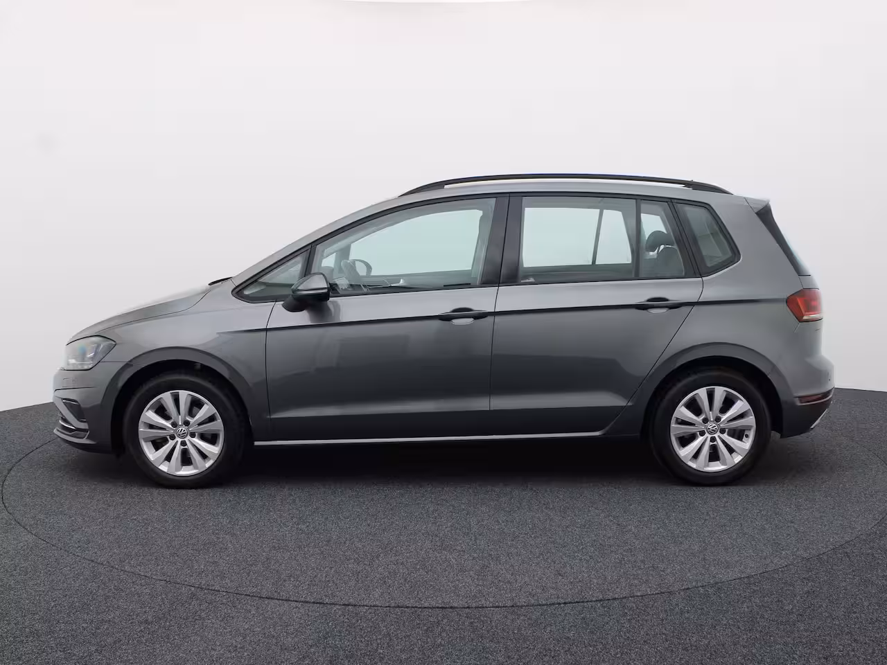 Volkswagen Golf Sportsvan 1.0 TSI | Trekhaak | Apple Carplay/ Android | Camera | Adap. Cr. | Prijs Rijklaar