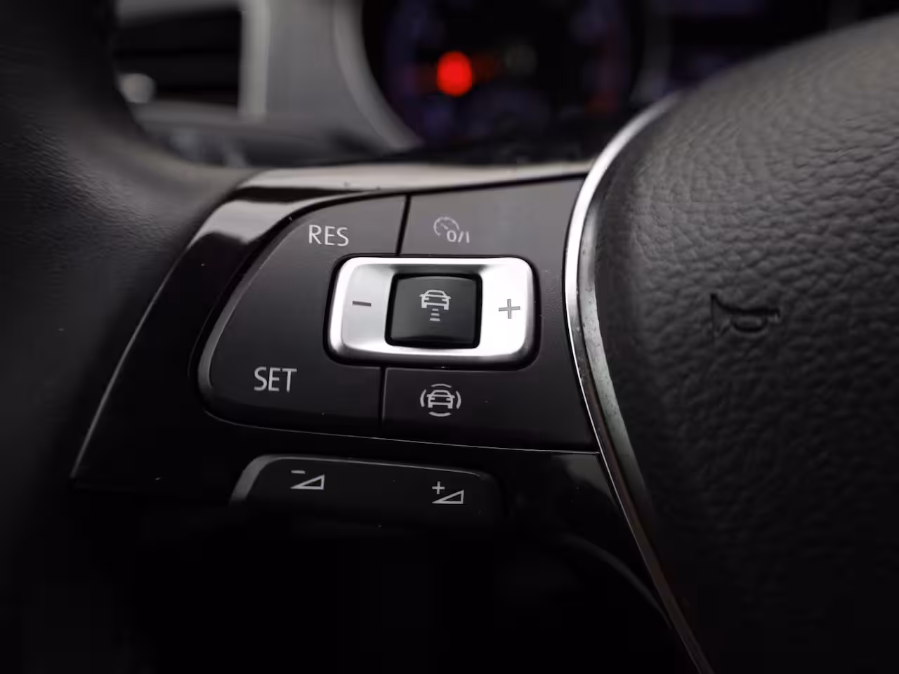 Volkswagen Golf Sportsvan 1.0 TSI | Trekhaak | Apple Carplay/ Android | Camera | Adap. Cr. | Prijs Rijklaar