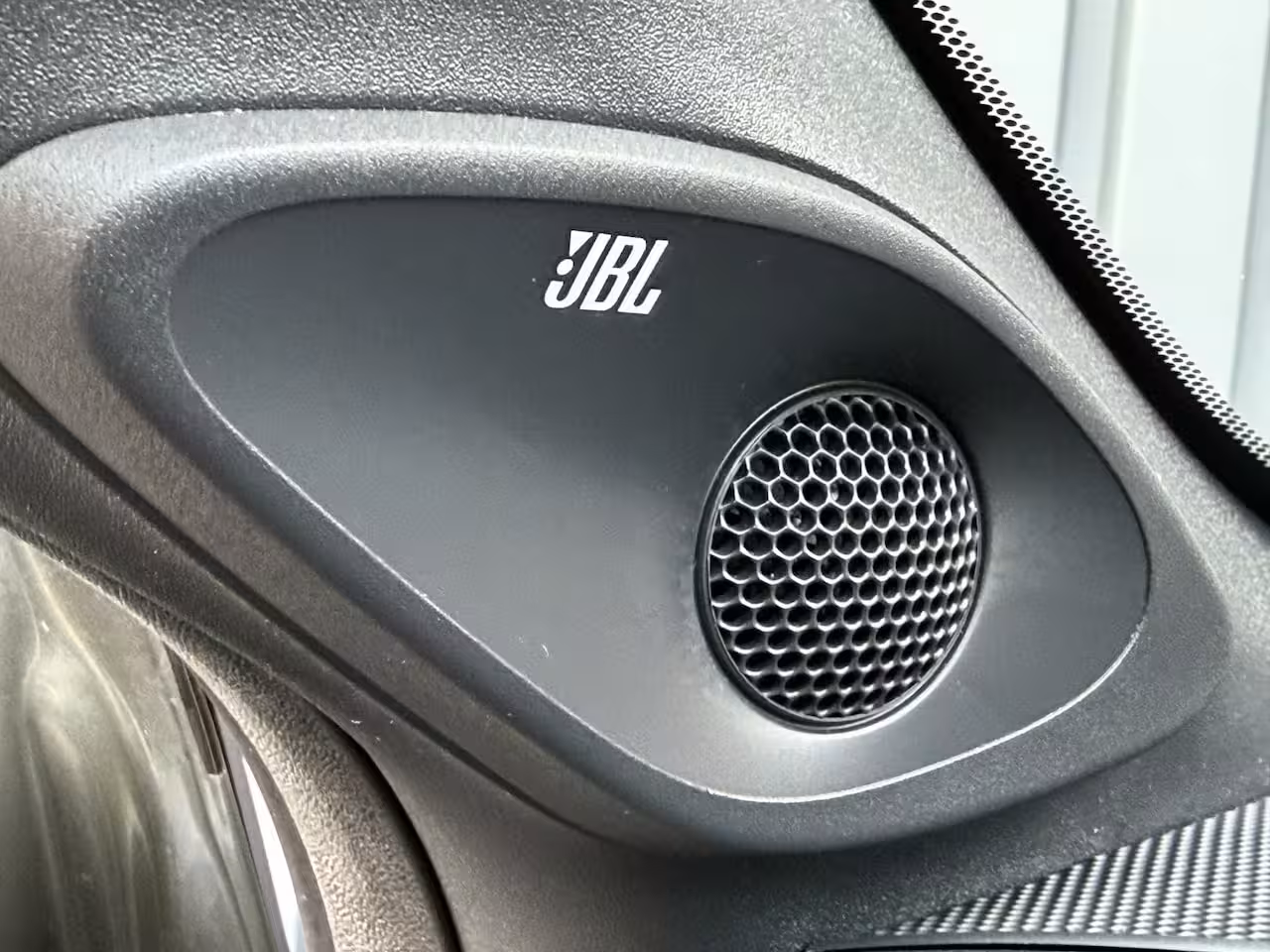 Toyota Aygo X 1.0 VVT-i S-CVT Premium | Schuif dak | JBL | Clima | Rijklaar