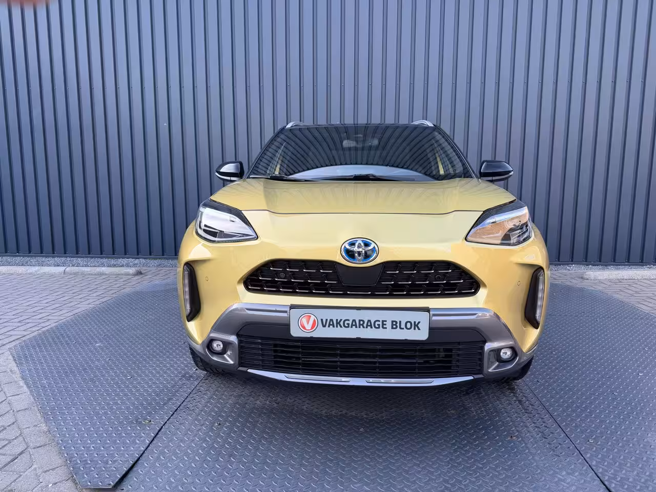 Toyota Yaris Cross 1.5 Hybrid AWD Launch Edition | Pano dak | Vol leer | Head-up | JBL | 10 jr GARANTIE | Rij