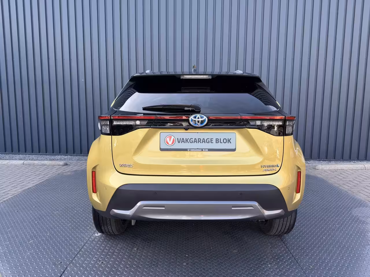 Toyota Yaris Cross 1.5 Hybrid AWD Launch Edition | Pano dak | Vol leer | Head-up | JBL | 10 jr GARANTIE | Rij