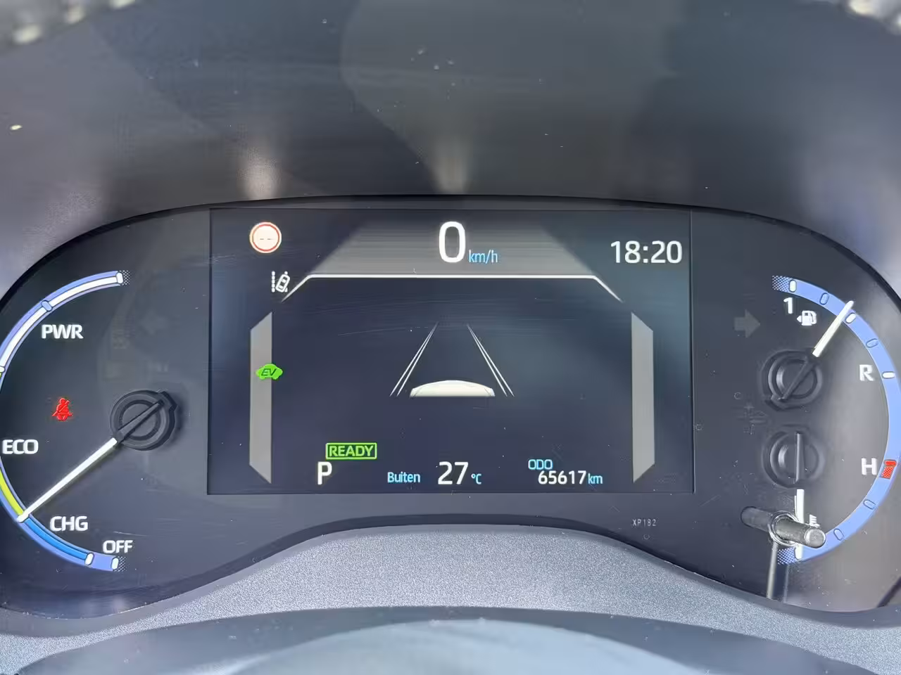Toyota Yaris Cross 1.5 Hybrid AWD Launch Edition | Pano dak | Vol leer | Head-up | JBL | 10 jr GARANTIE | Rij