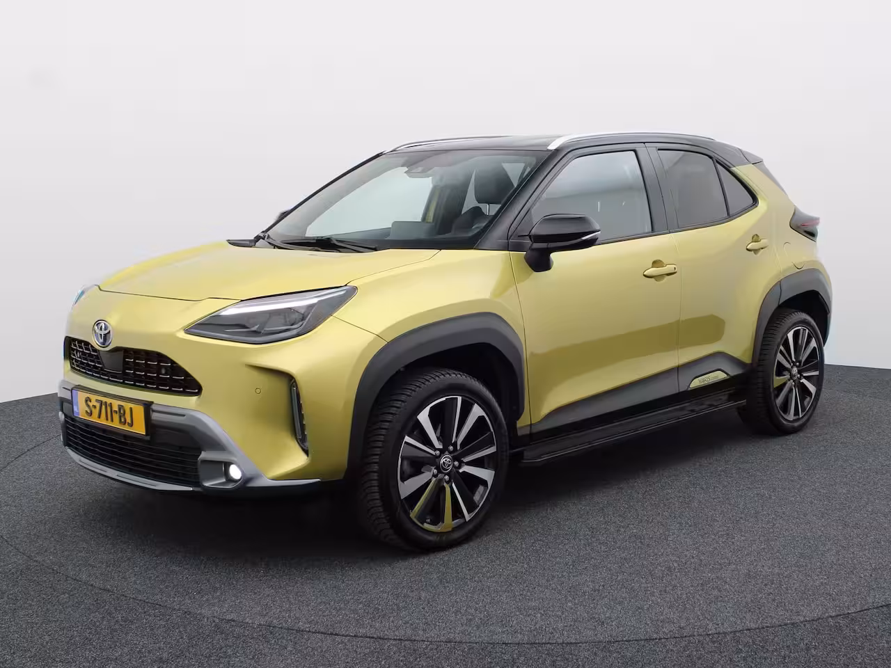Toyota Yaris Cross 1.5 Hybrid Adventure | Elk. A-klep | JBL | Head Up | All-season Banden | Prijs Rijklaar