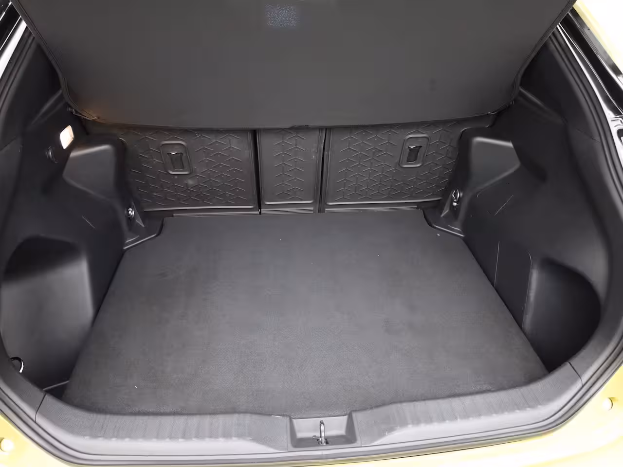 Toyota Yaris Cross 1.5 Hybrid Adventure | Elk. A-klep | JBL | Head Up | All-season Banden | Prijs Rijklaar