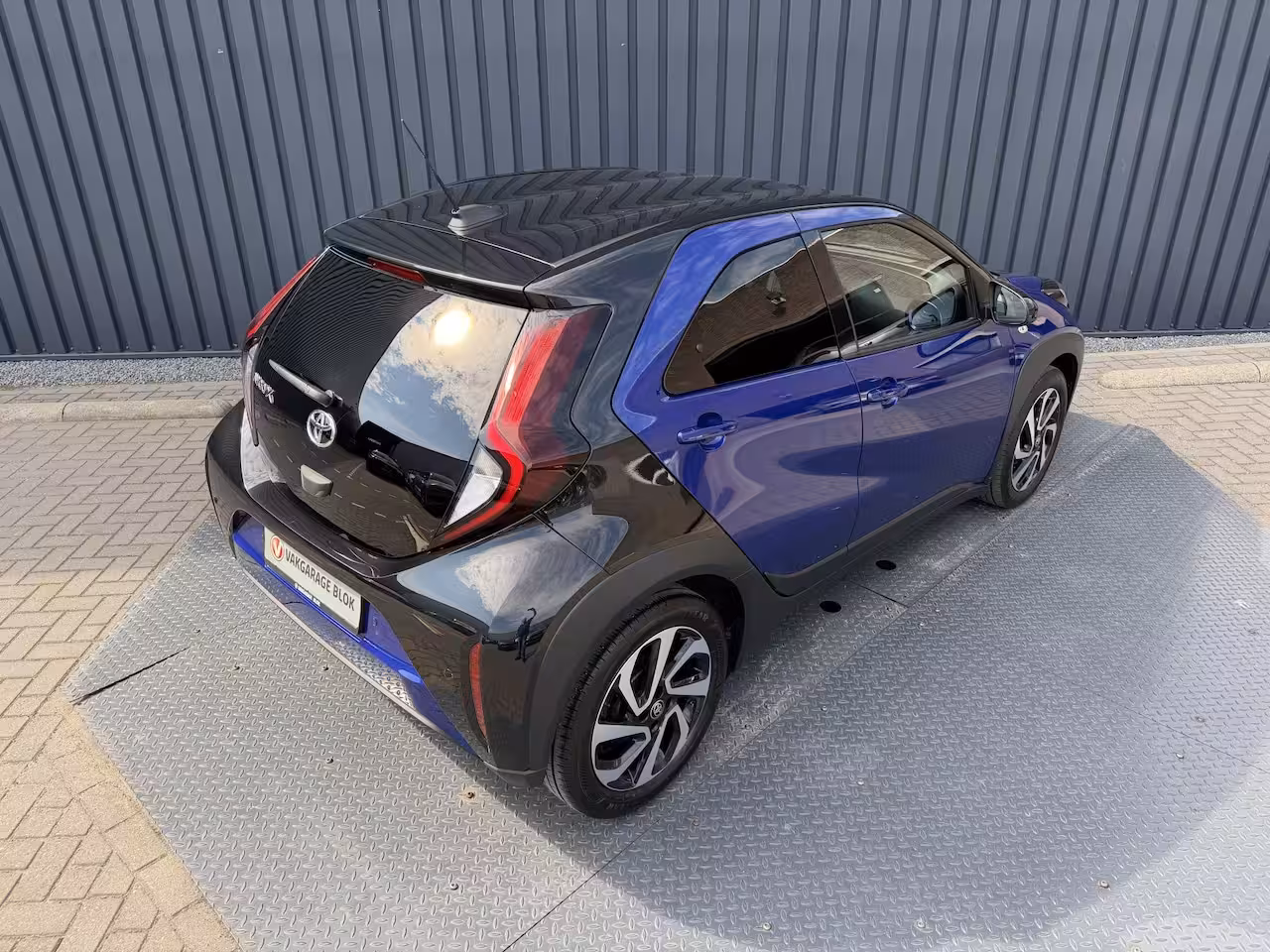 Toyota Aygo X 1.0 VVT-i S-CVT Premium | PDC V+A | 10jr GARANTIE | Rijklaar