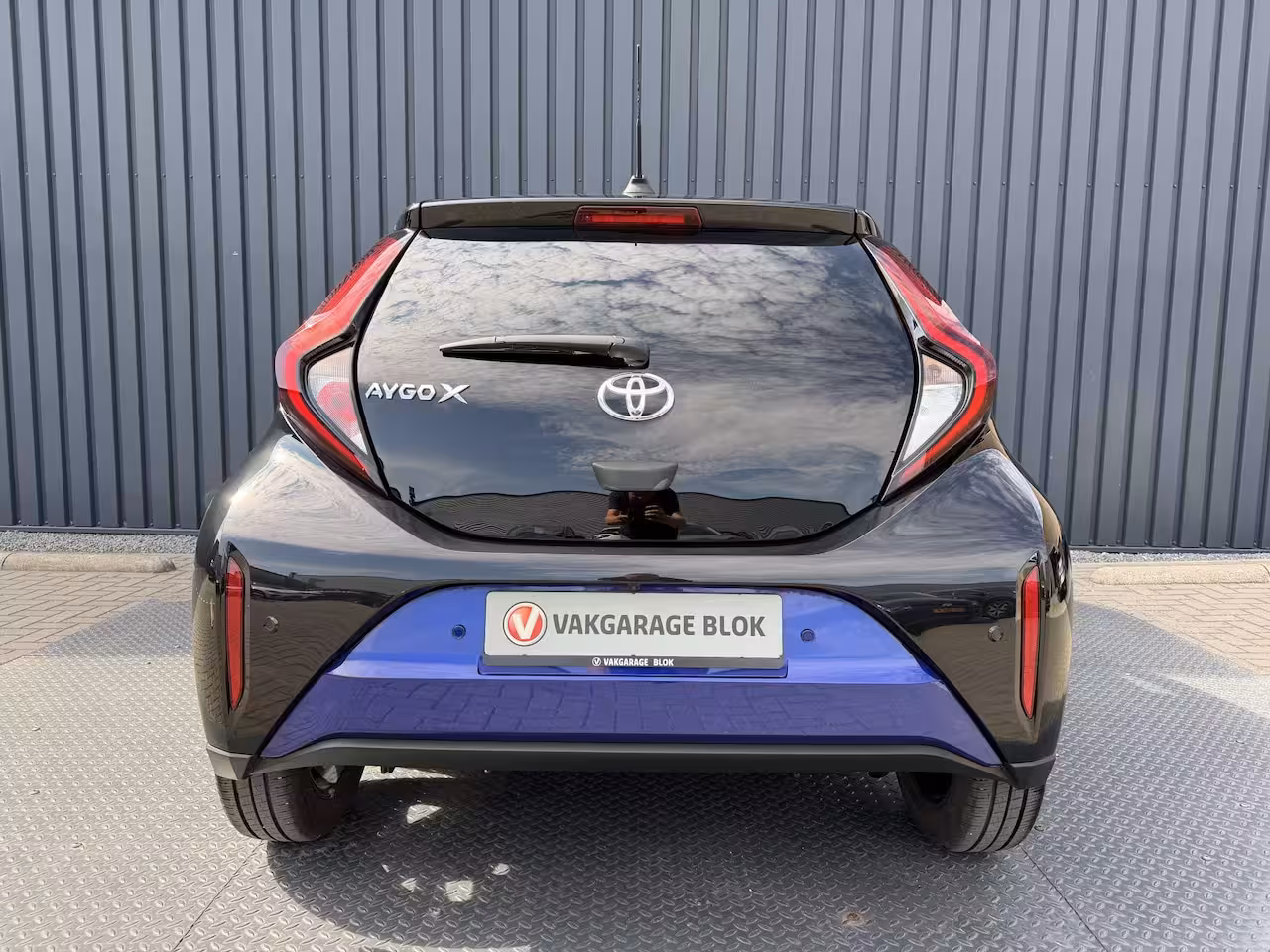 Toyota Aygo X 1.0 VVT-i S-CVT Premium | PDC V+A | 10jr GARANTIE | Rijklaar