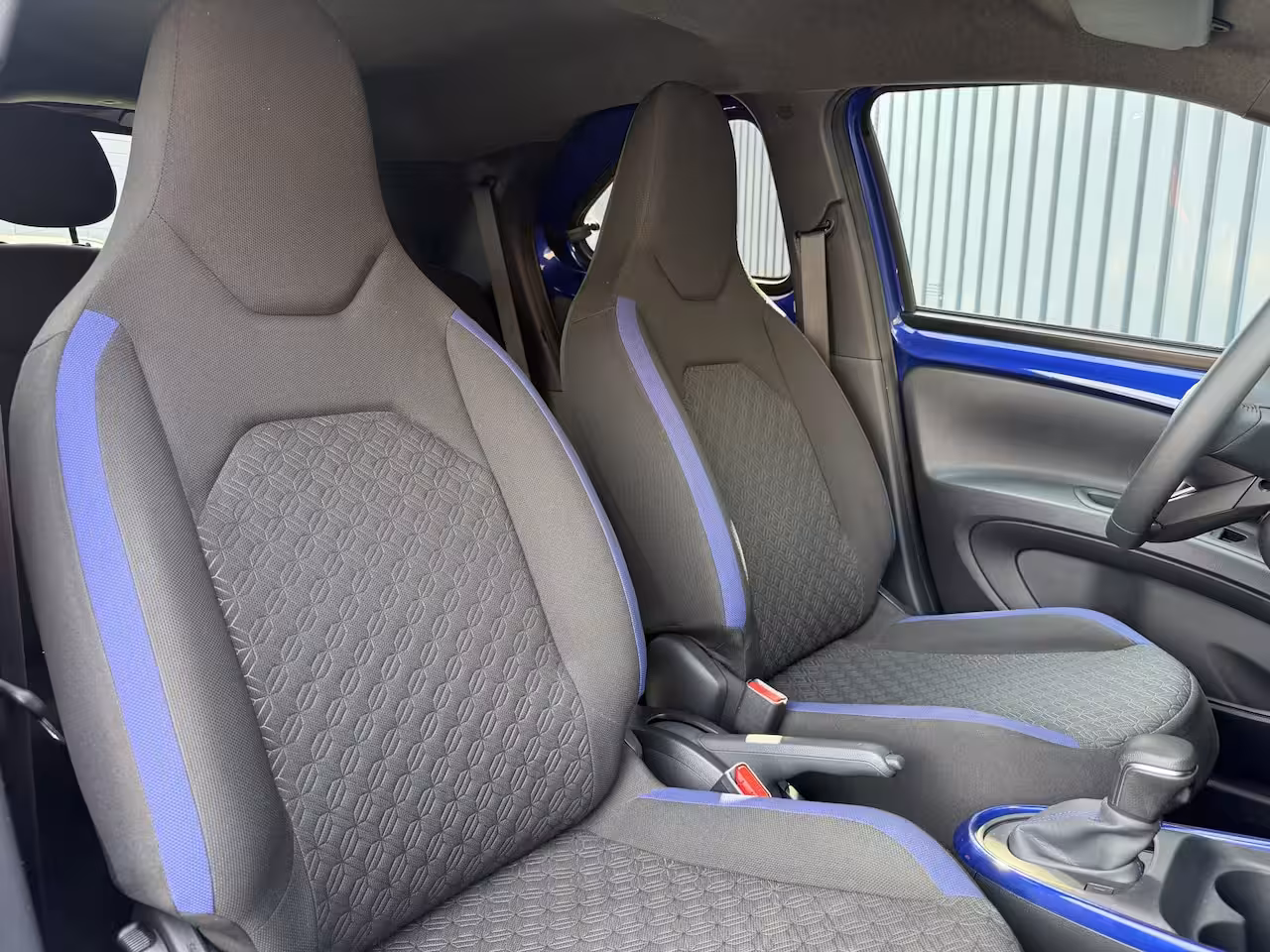 Toyota Aygo X 1.0 VVT-i S-CVT Premium | PDC V+A | 10jr GARANTIE | Rijklaar