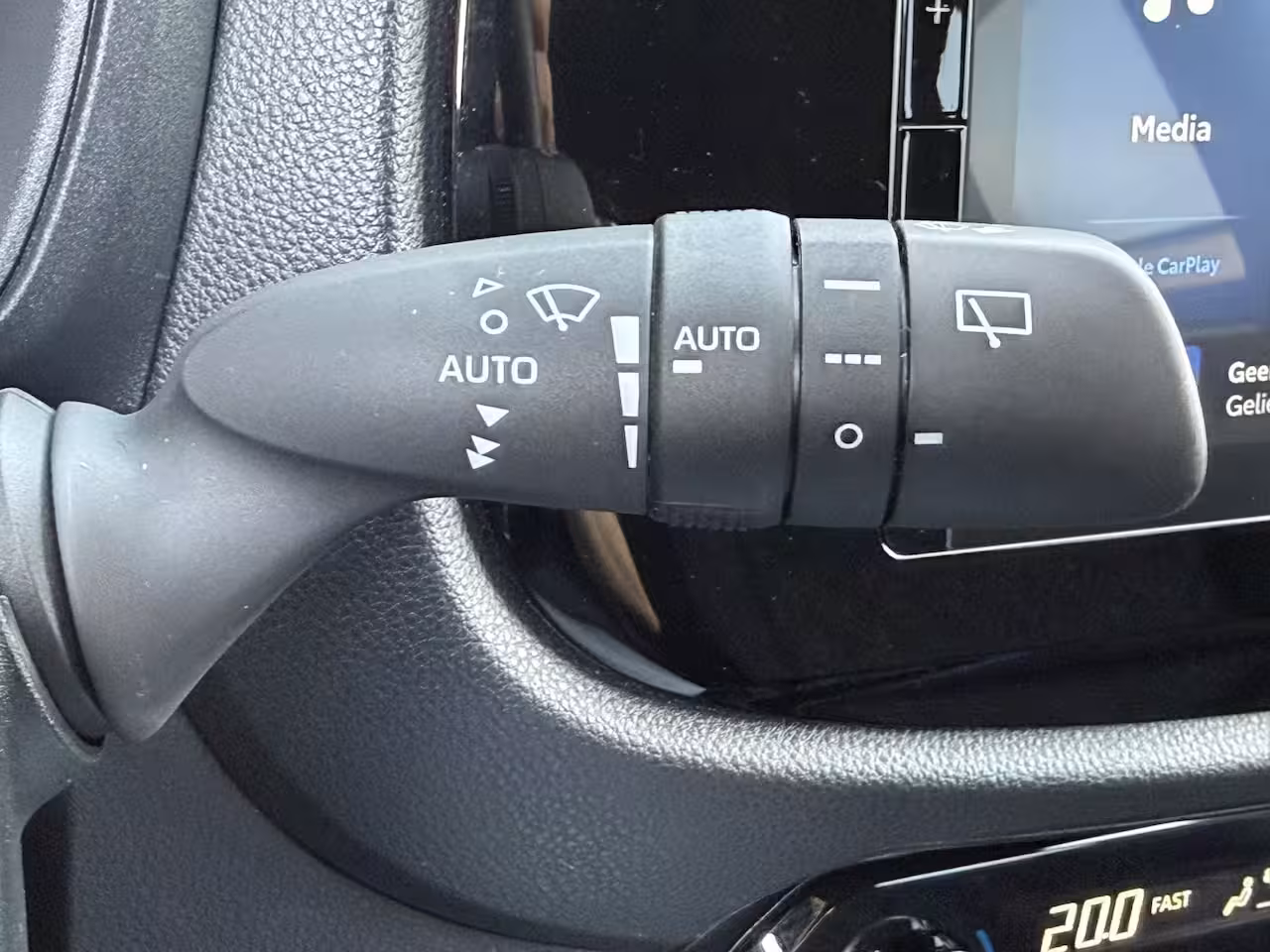 Toyota Aygo X 1.0 VVT-i S-CVT Premium | PDC V+A | 10jr GARANTIE | Rijklaar