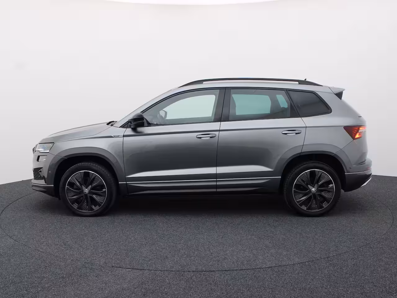 Skoda Karoq 1.5 TSI ACT Sportline Business | 360 Camera | Canton | Side Assist | Elk. A-klep | Prijs R