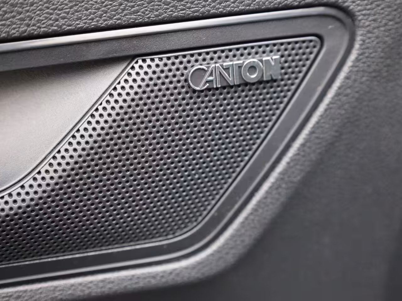Skoda Karoq 1.5 TSI ACT Sportline Business | 360 Camera | Canton | Side Assist | Elk. A-klep | Prijs R