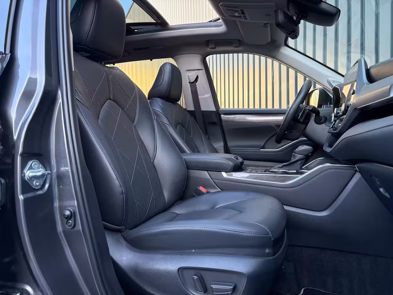 Toyota Highlander 2.5 AWD Hybrid Premium 7 pers. | Panodak | 20'' | JBL | Stoelgeheugen | 360 Camera | Head
