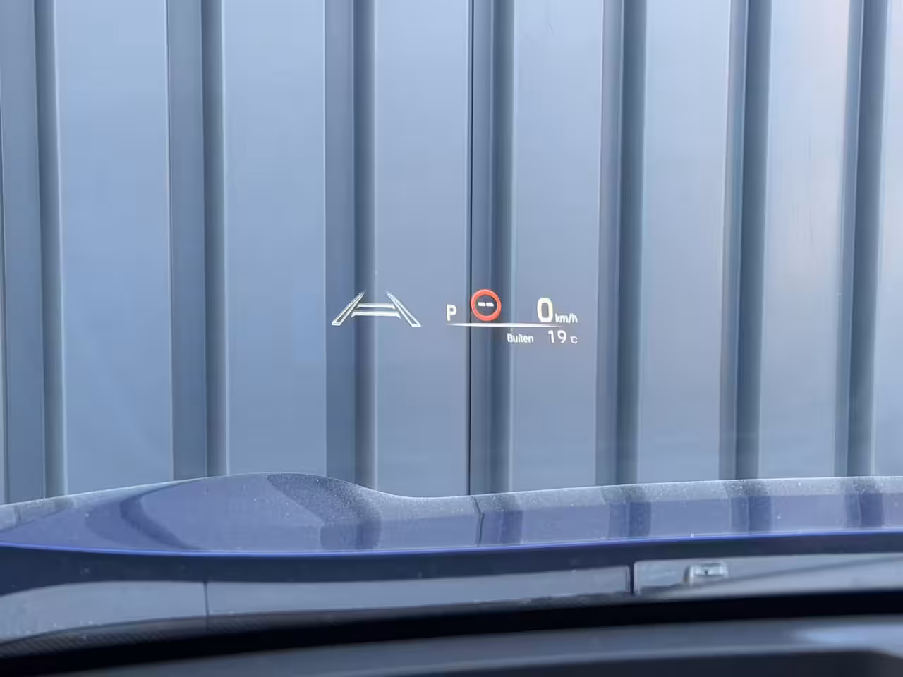 Toyota Yaris Cross 1.5 Hybrid 130 Executive / Bi tone | BSM | Head-up display | PDC V+A | Rijklaar