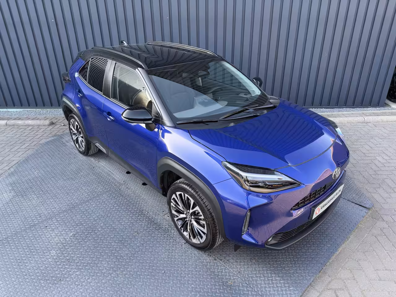 Toyota Yaris Cross 1.5 Hybrid 130 Executive / Bi tone | BSM | Head-up display | PDC V+A | Rijklaar