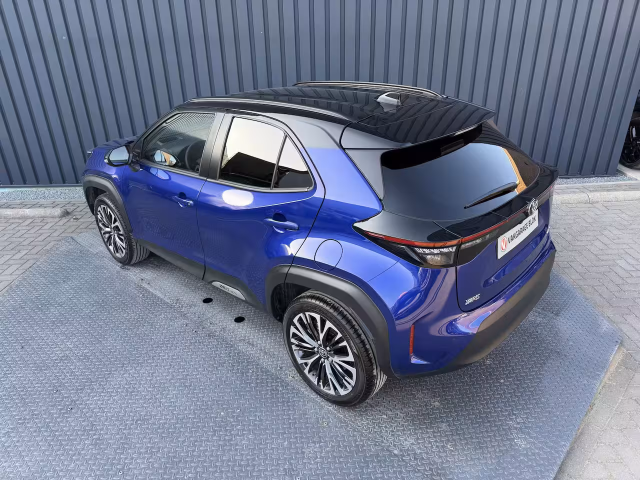 Toyota Yaris Cross 1.5 Hybrid 130 Executive / Bi tone | BSM | Head-up display | PDC V+A | Rijklaar