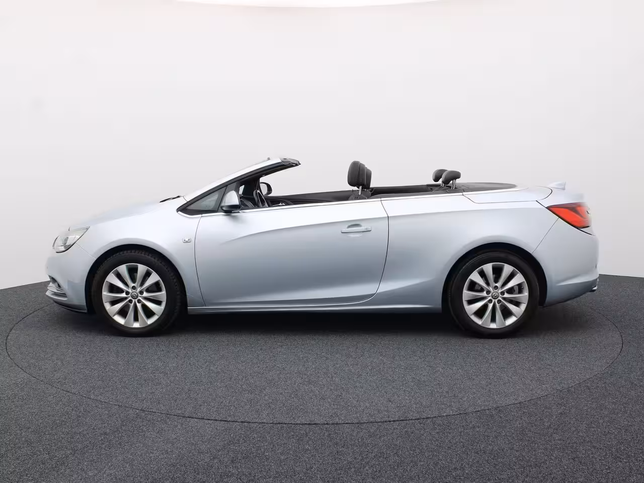 Opel Cascada 1.6 Turbo 170Pk Aut. Innovation | Parkeersensoren V&A | AGR-Stoelen | Navi | Prijs Rijklaa
