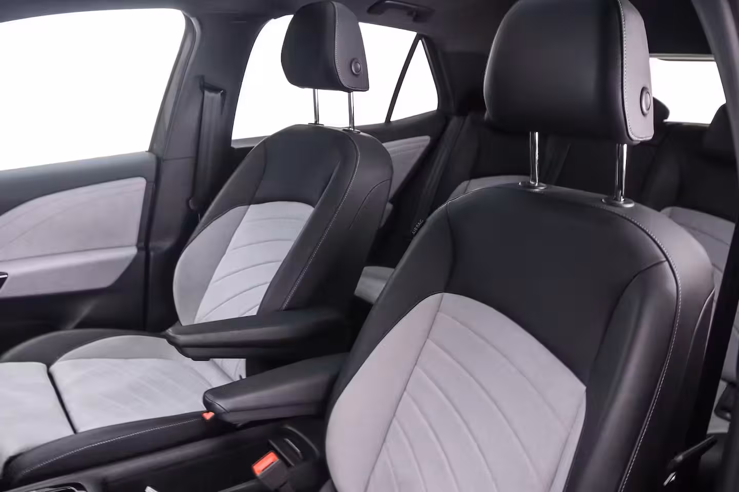 Volkswagen ID.3 Pro S Business 79 kWh 230pk Automaat Steunhaak, Warmtepomp, Panoramadak, Black Style, Adap