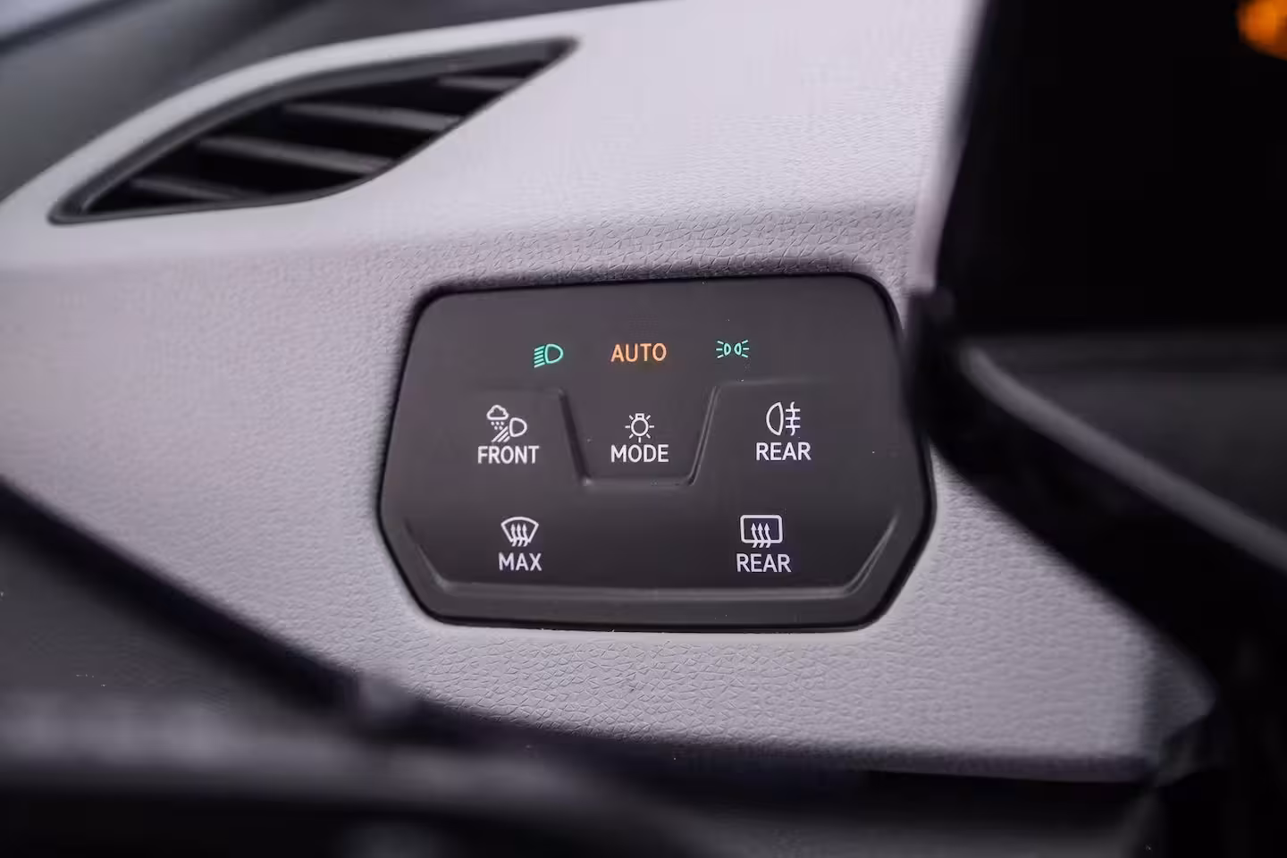 Volkswagen ID.3 Pro S Business 79 kWh 230pk Automaat Steunhaak, Warmtepomp, Panoramadak, Black Style, Adap