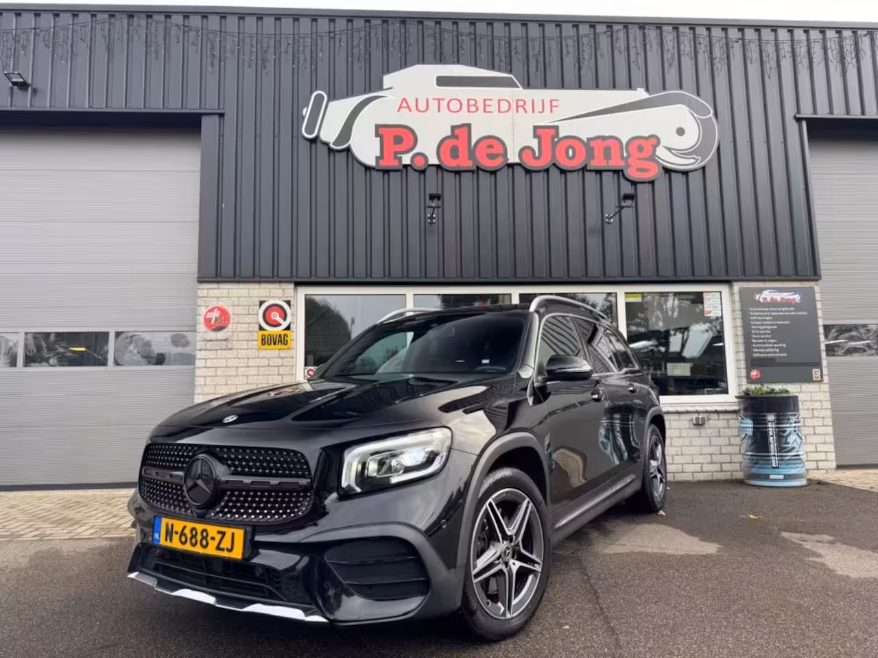 Mercedes-Benz 250 Glb-klasse 250 4MATIC PREMIUM AMG Trekhaak Carplay BTW 2000kg trekgewicht