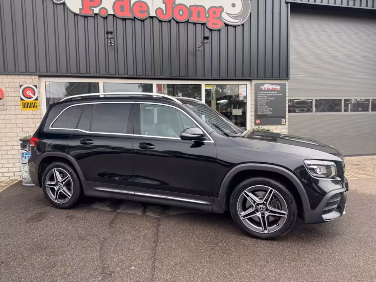 Mercedes-Benz 250 Glb-klasse 250 4MATIC PREMIUM AMG Trekhaak Carplay BTW 2000kg trekgewicht