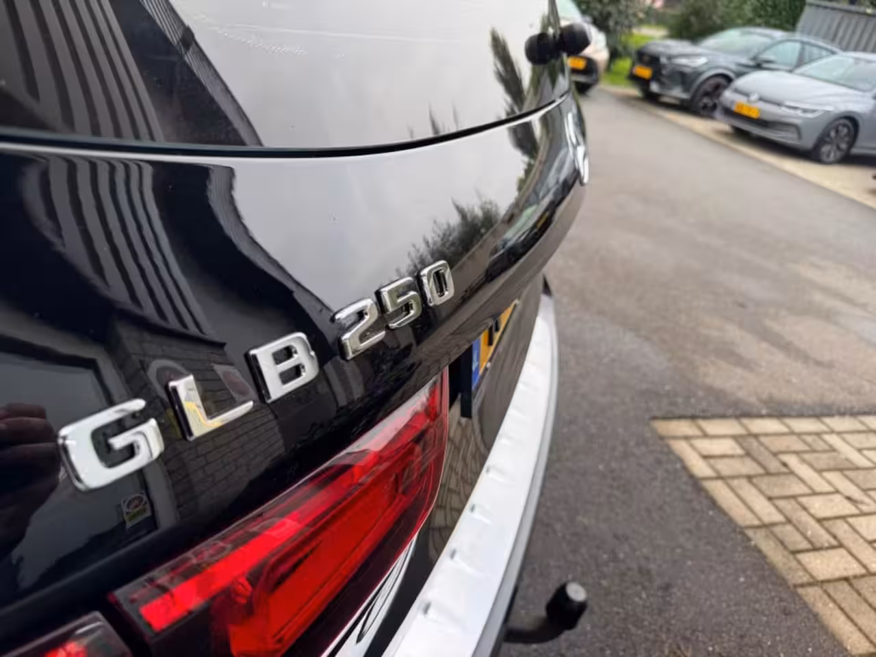 Mercedes-Benz 250 Glb-klasse 250 4MATIC PREMIUM AMG Trekhaak Carplay BTW 2000kg trekgewicht