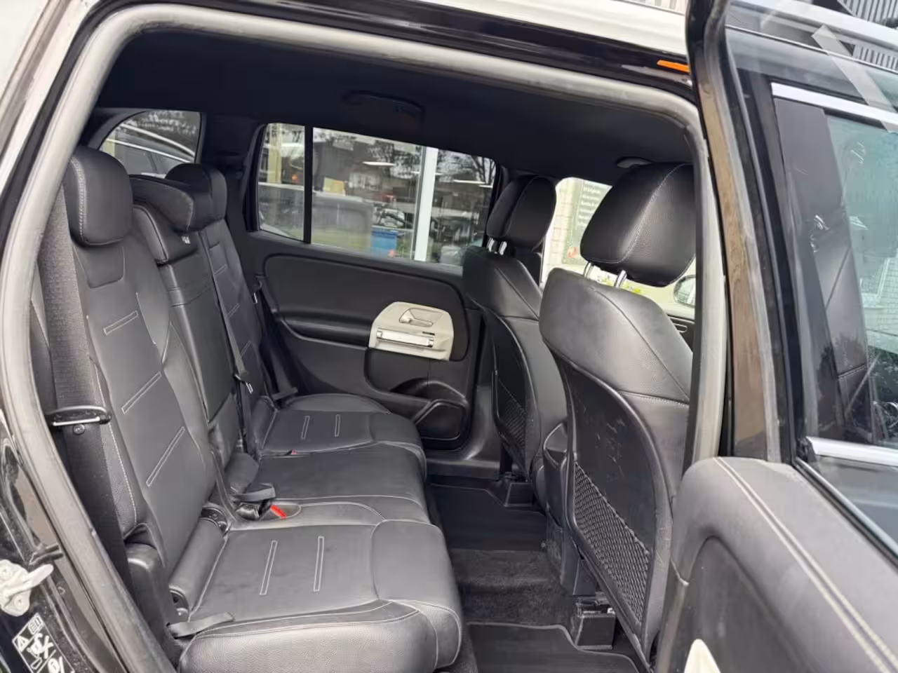 Mercedes-Benz 250 Glb-klasse 250 4MATIC PREMIUM AMG Trekhaak Carplay BTW 2000kg trekgewicht