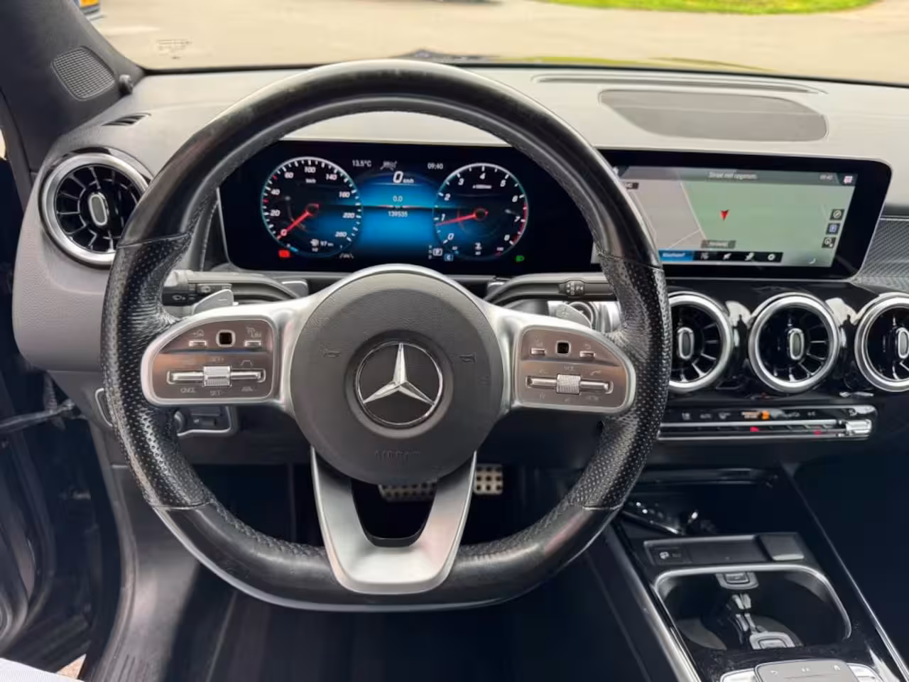 Mercedes-Benz 250 Glb-klasse 250 4MATIC PREMIUM AMG Trekhaak Carplay BTW 2000kg trekgewicht