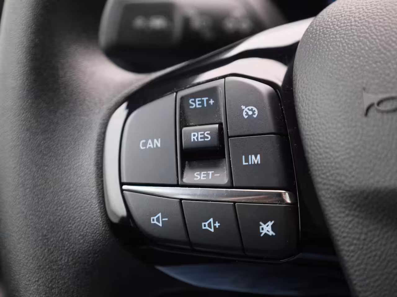 Ford Fiesta 1.0 EcoBoost Connected | Airco | Cruise Control | Bluetooth | Elektrische Ramen Voor | DAB