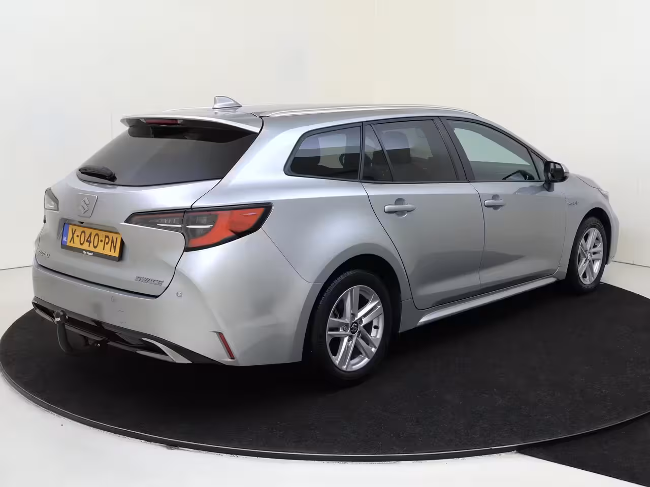 Suzuki Swace 1.8 Hybrid Style Apple Carplay | Climat Control | Trekhaak | Adaptive Cruise control | Par