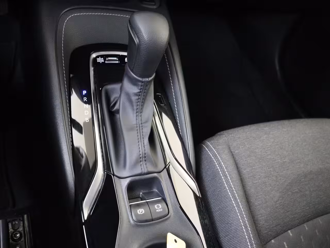 Suzuki Swace 1.8 Hybrid Style Apple Carplay | Climat Control | Trekhaak | Adaptive Cruise control | Par