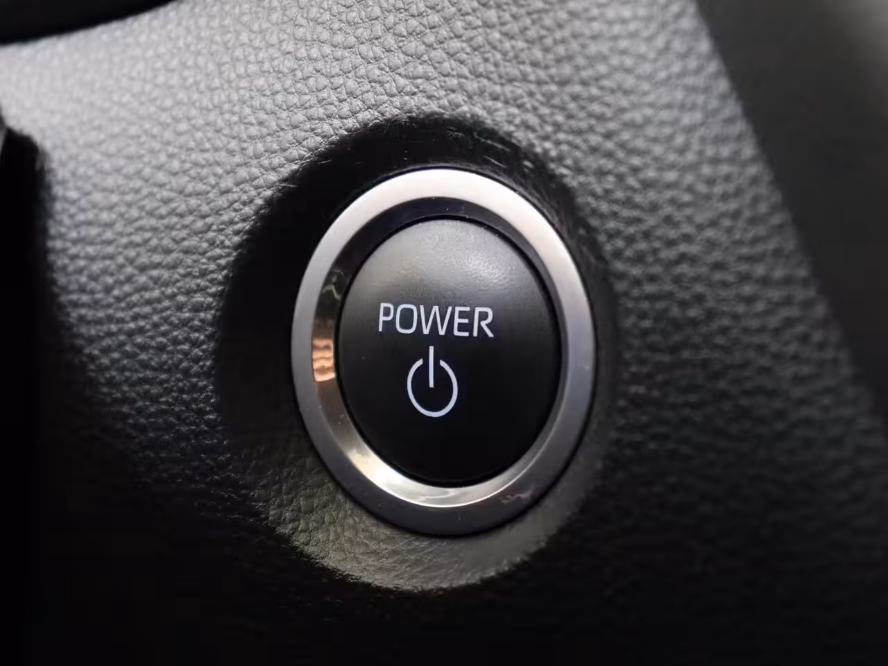 Suzuki Swace 1.8 Hybrid Style Apple Carplay | Climat Control | Trekhaak | Adaptive Cruise control | Par