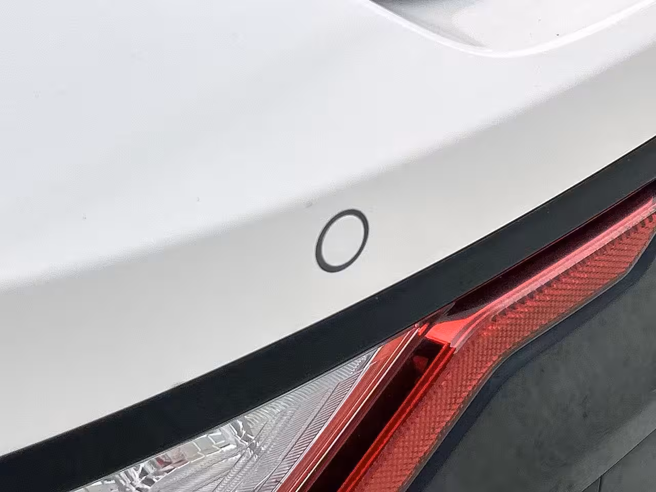 Kia Niro EV DynamicLine 64.8 kWh | Trekhaak | | Adaptieve Cruise Control | Clima | Camera + PDC |