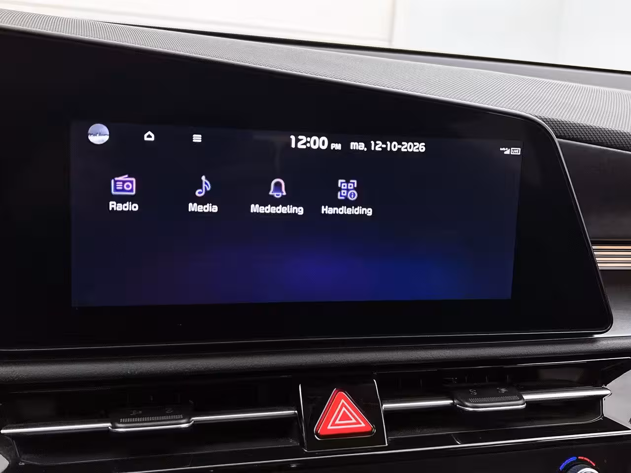 Kia Niro EV DynamicLine 64.8 kWh | Trekhaak | | Adaptieve Cruise Control | Clima | Camera + PDC |
