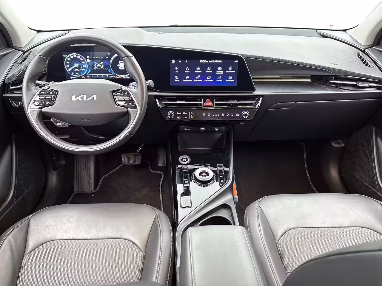 Kia Niro EV DynamicLine 64.8 kWh | Trekhaak | | Adaptieve Cruise Control | Clima | Camera + PDC |