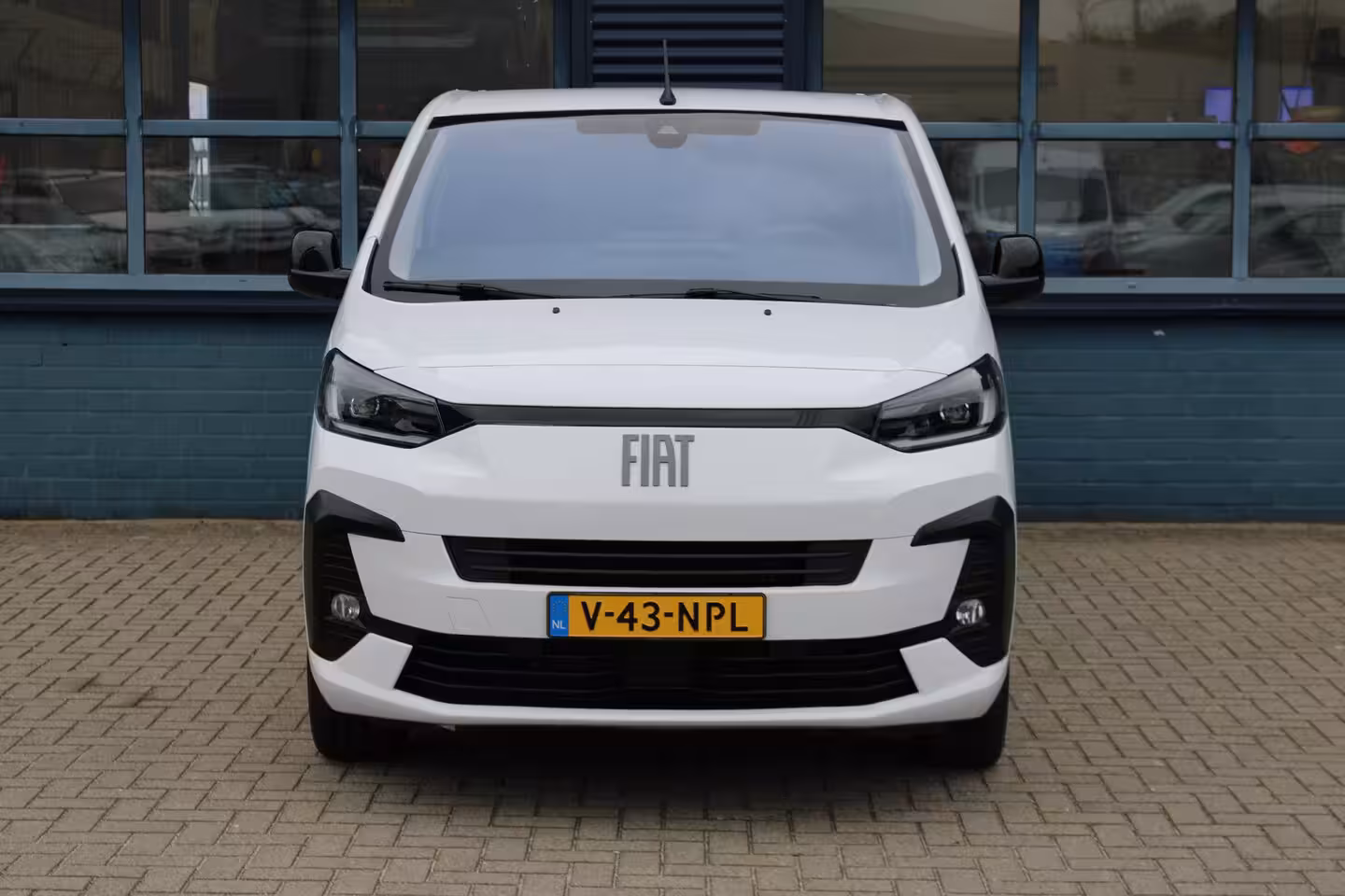 Fiat E-Scudo L3 75 kWh SoH 95% | tot 8 jaar garantie | CAMERA | DRAADLOOS CARPLAY | BETIMMERING | LED |