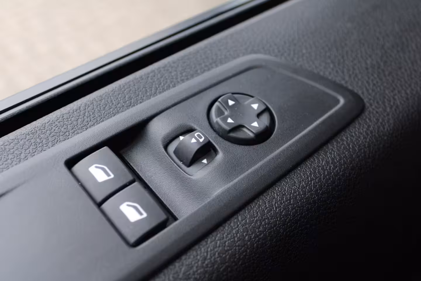 Fiat E-Scudo L3 75 kWh SoH 95% | tot 8 jaar garantie | CAMERA | DRAADLOOS CARPLAY | BETIMMERING | LED |