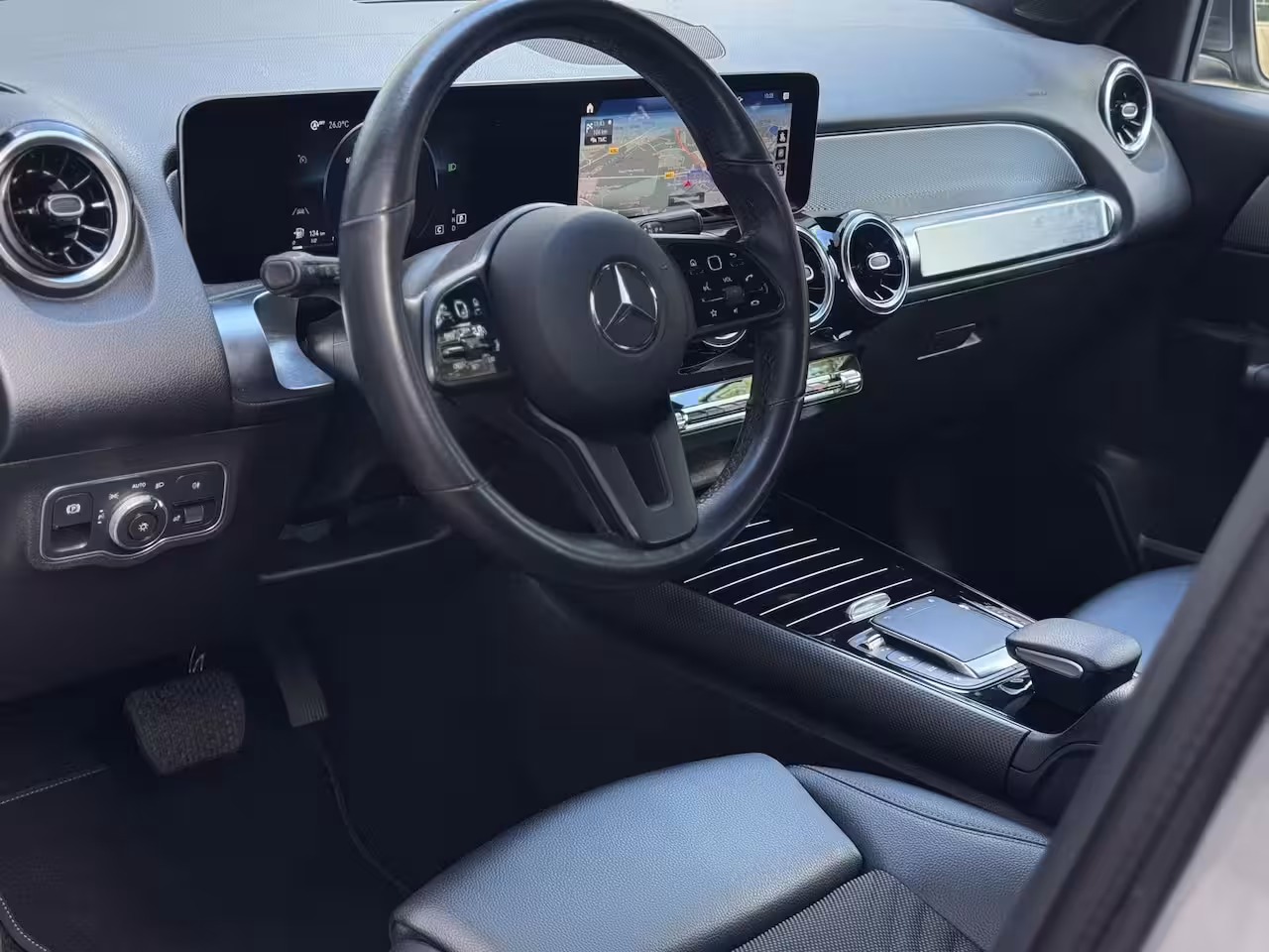 Mercedes-Benz GLB 200 Business Solution Luxury 7 PERSONEN NAP