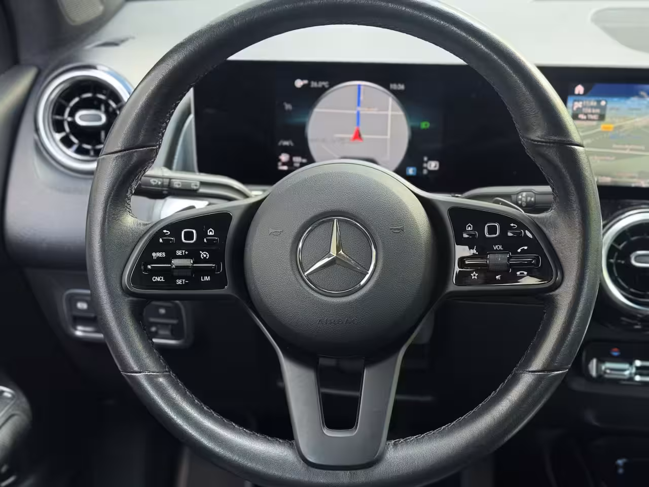 Mercedes-Benz GLB 200 Business Solution Luxury 7 PERSONEN NAP