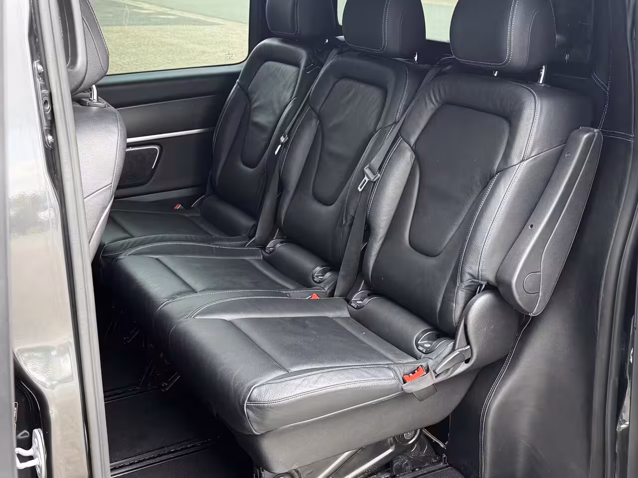 Mercedes-Benz V-klasse 300d AMG Extra Lang DC L2H1 Avantgarde Edition