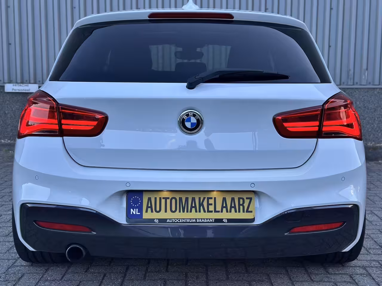 BMW 1-serie 118i M SPORT ACC SCHUIFDAK 100% DEALER ONDERHOUD