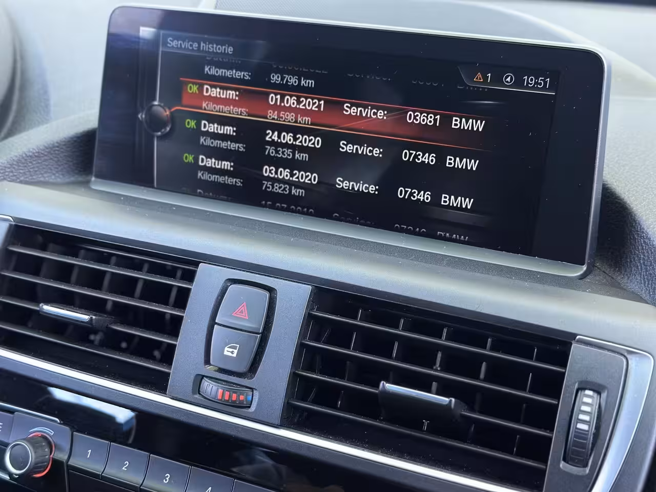 BMW 1-serie 118i M SPORT ACC SCHUIFDAK 100% DEALER ONDERHOUD
