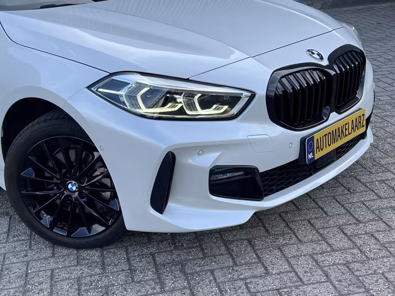 BMW 1-serie 116i M SPORT SHADOW LINE LED NIEUWSTAAT