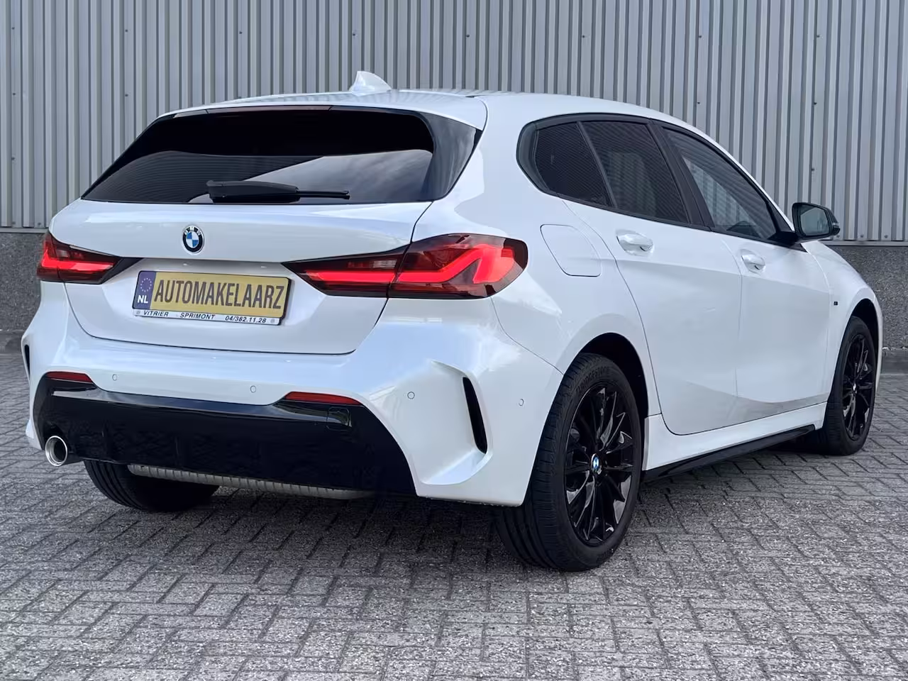 BMW 1-serie 116i M SPORT SHADOW LINE LED NIEUWSTAAT