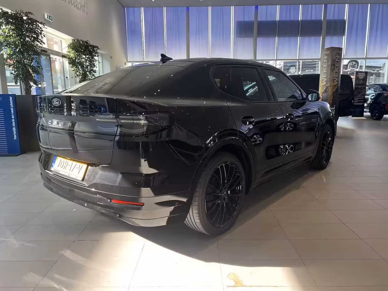 Ford Capri Premium Extended Range AWD 79 kWh