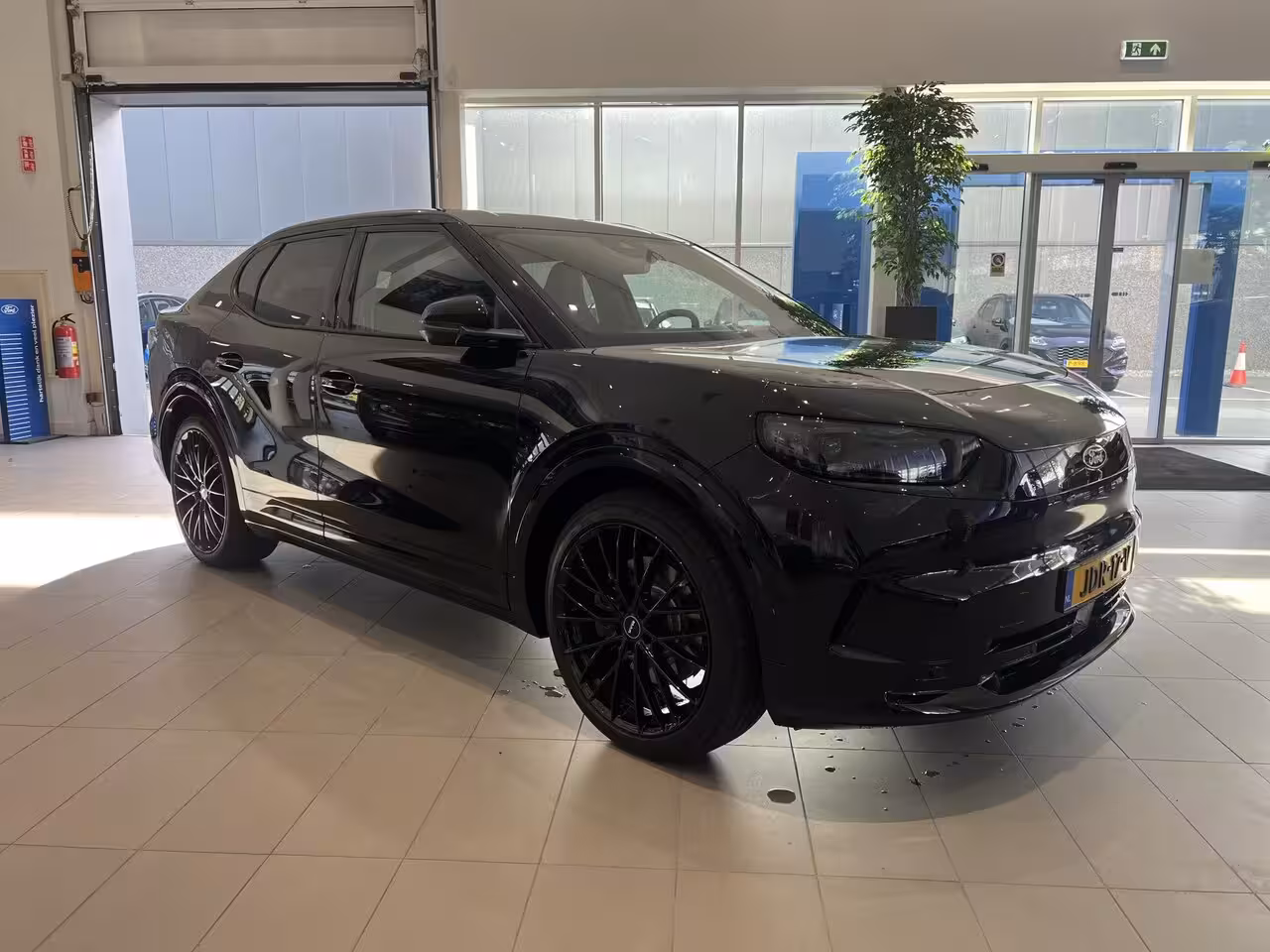 Ford Capri Premium Extended Range AWD 79 kWh