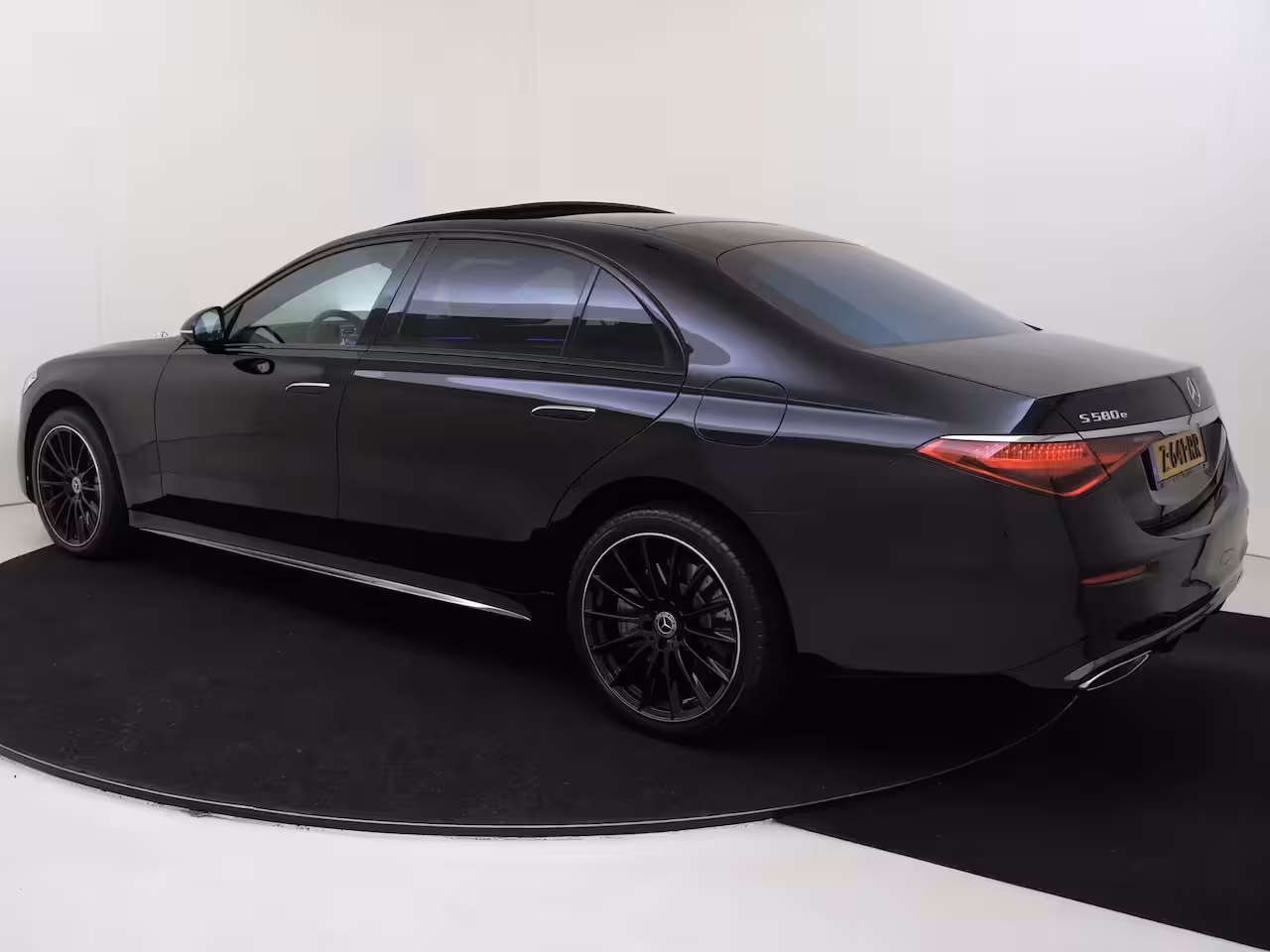 Mercedes-Benz S-klasse 580 e 4MATIC Lang AMG Line / Panoramadak/ Night/ 20 inch/ Burmester 3D/ Nappa/ Stoelverwar