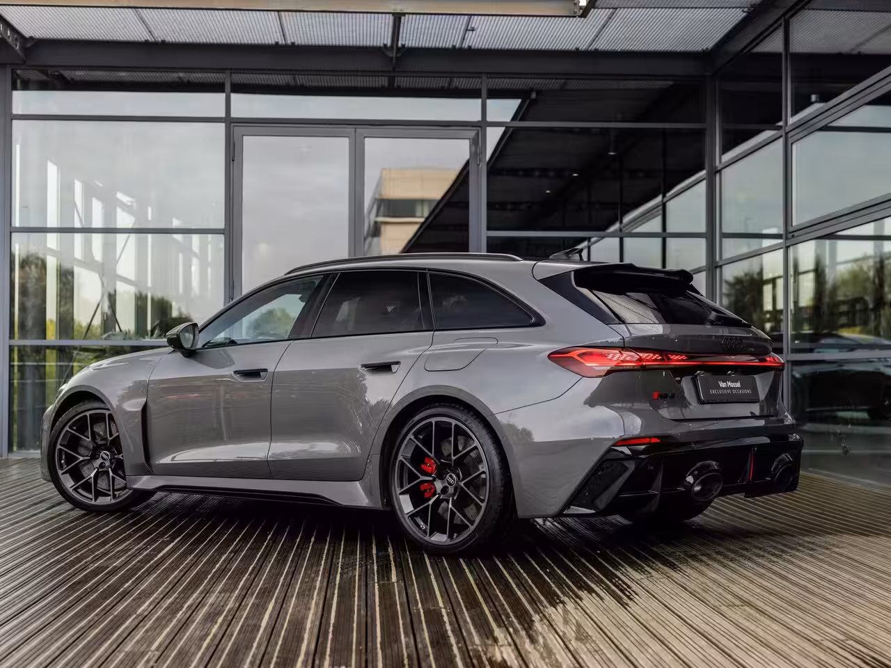 Audi RS5 Avant RS 5 e-hybrid quattro | TREKHAAK | PANORAMADAK | BIJRIJDERSCHERM | MASSAGE | STOELVE