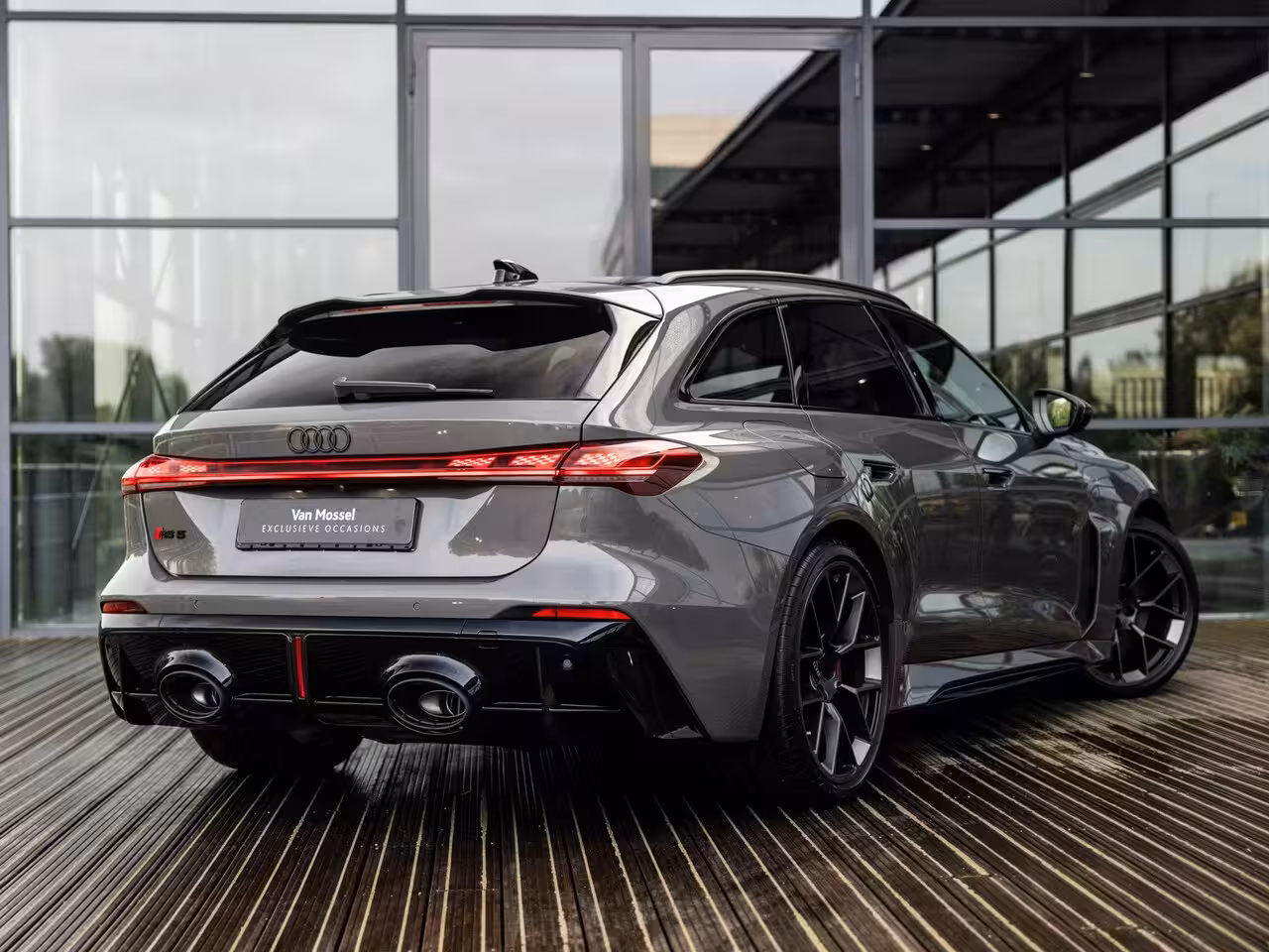 Audi RS5 Avant RS 5 e-hybrid quattro | TREKHAAK | PANORAMADAK | BIJRIJDERSCHERM | MASSAGE | STOELVE