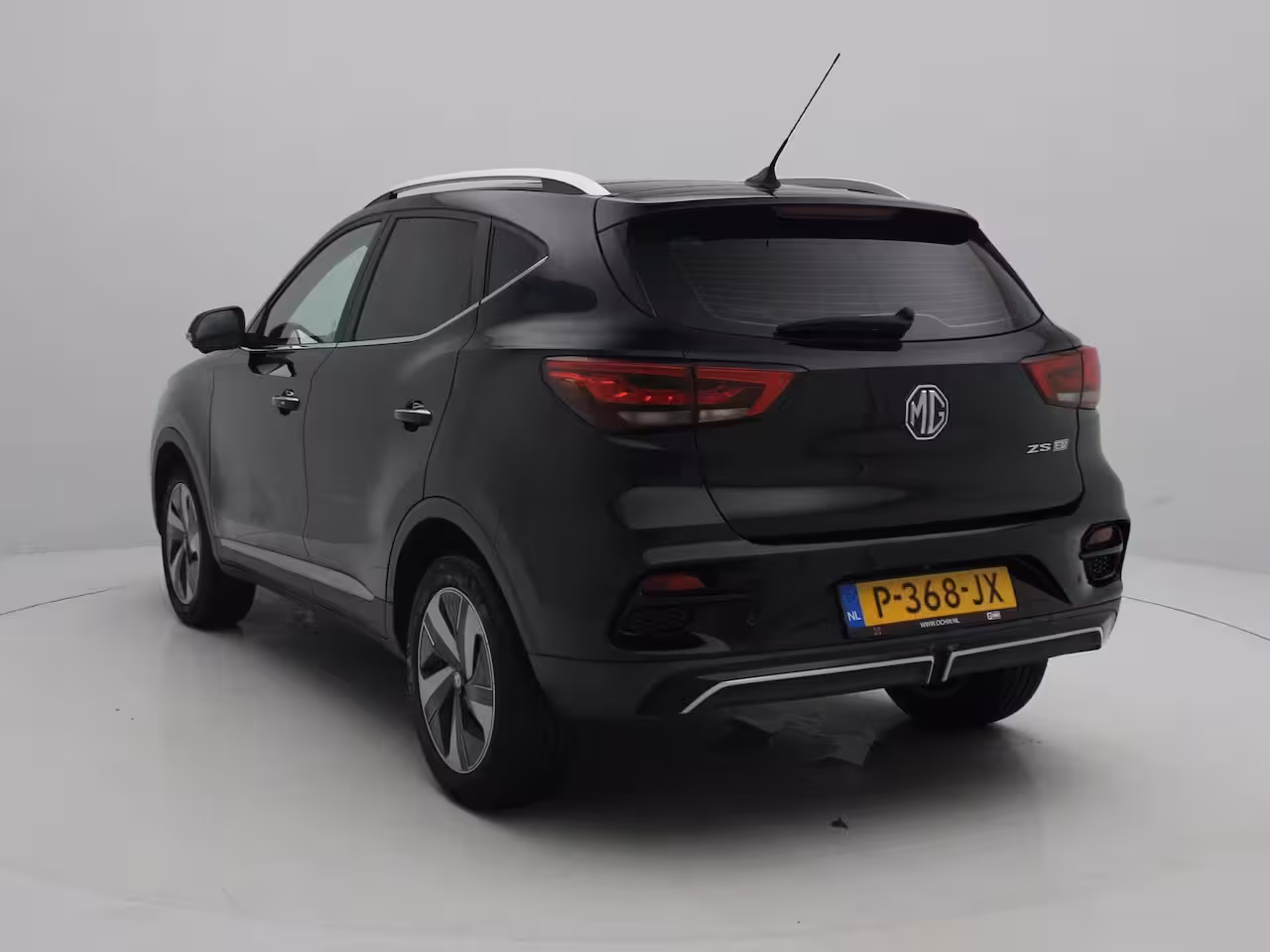 MG MG ZS EV Standard Range Luxury 50 kWh | Apple Carplay/Android Auto | Panoramadak | Lederen Bekledin