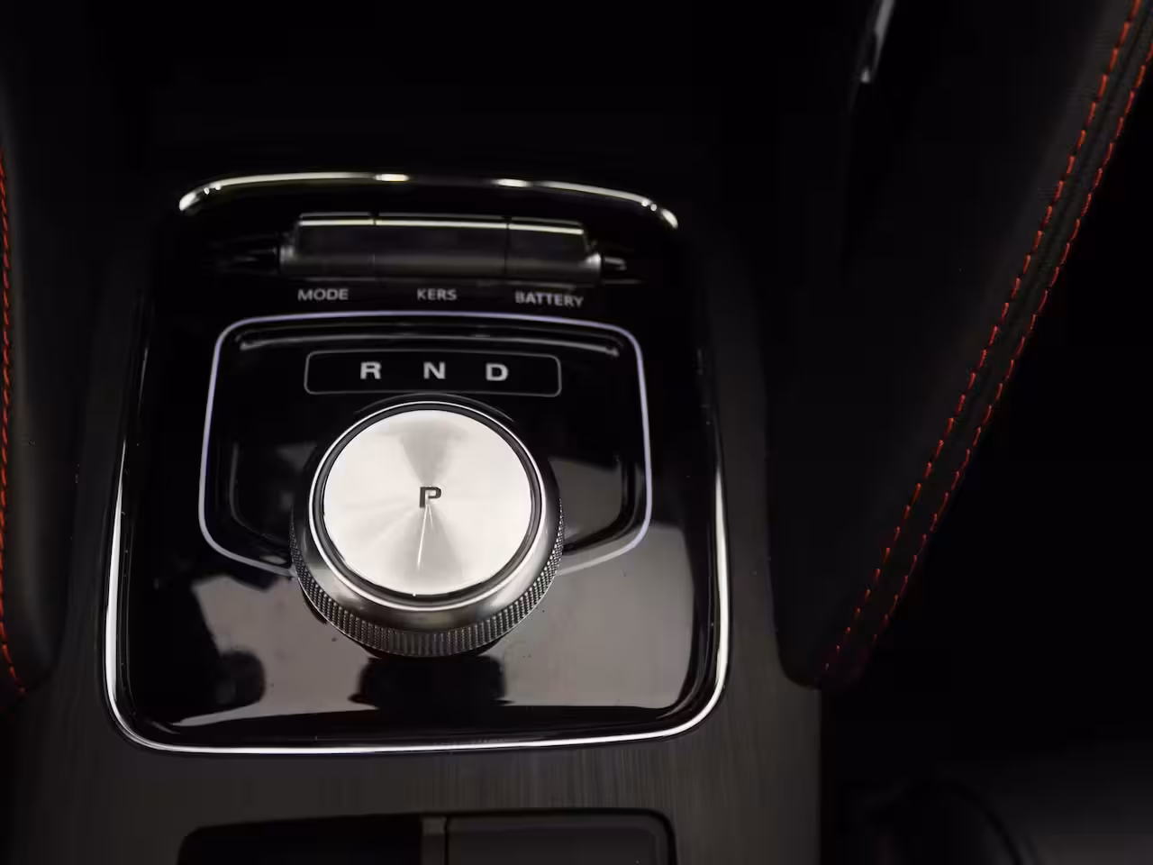 MG MG ZS EV Standard Range Luxury 50 kWh | Apple Carplay/Android Auto | Panoramadak | Lederen Bekledin